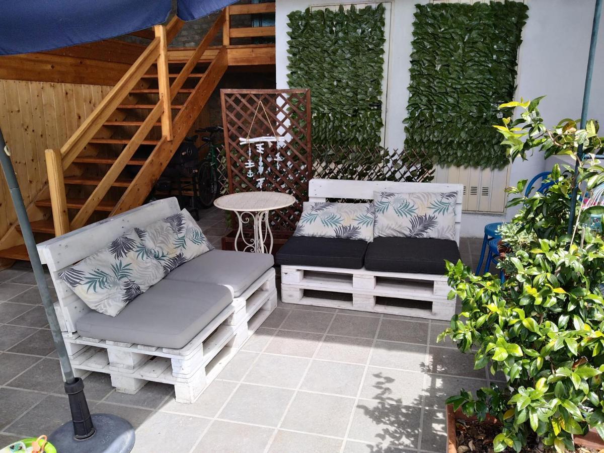 הוילה Calliano  La Casa Blu מראה חיצוני תמונה