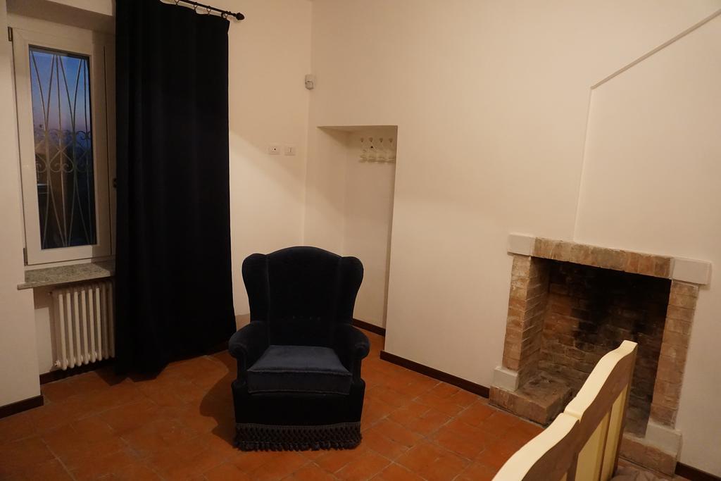 הוילה Calliano  La Casa Blu חדר תמונה